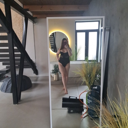 �� 30 �����, �����, ������